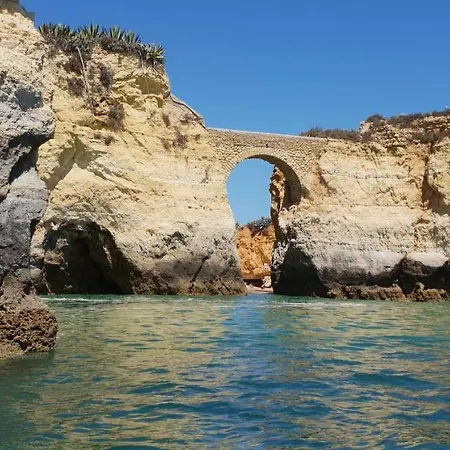 Apartamento T2 Encosta Sao Jose 公寓 *